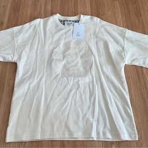 NEW Men’s Denim & Flower Relaxed Fit T-Shirt With An Embroidered Design - Medium